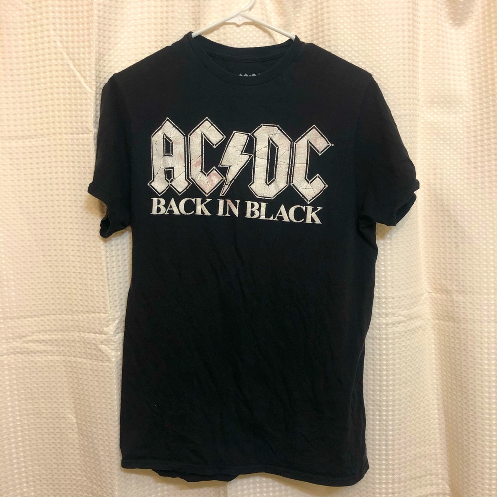 Short sleeve size M
